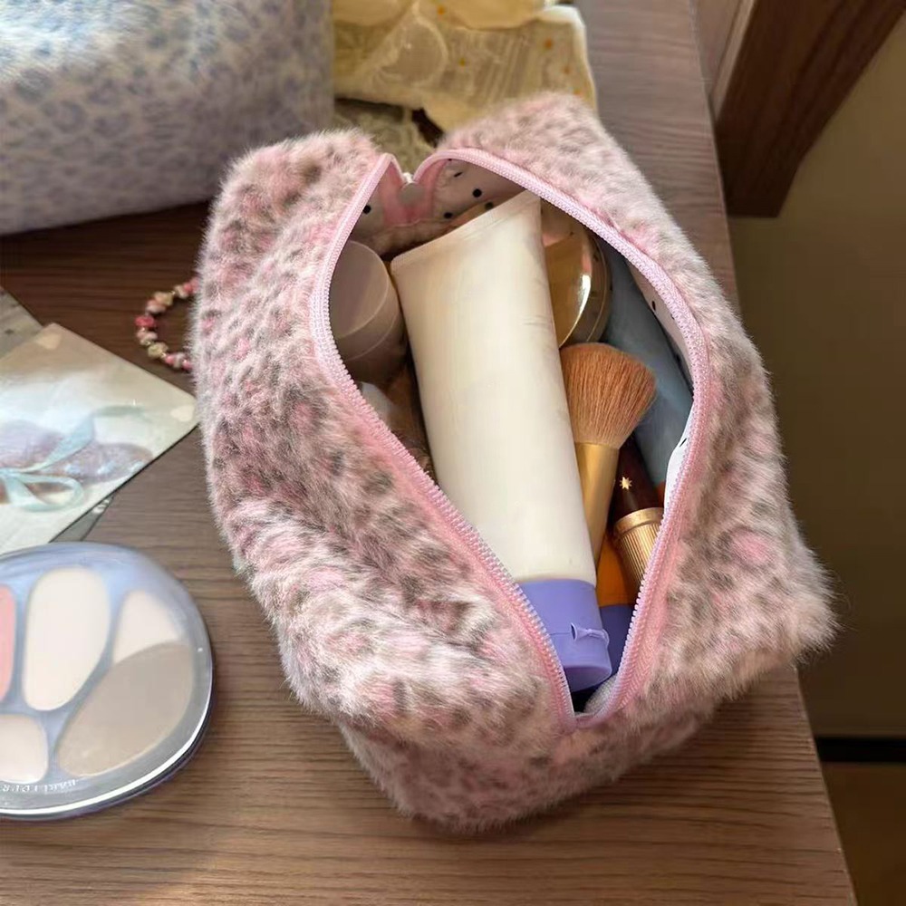 Cosmetic Bags - กระเป๋าเครื่องสำอางขนฟูทนทาน ลายเสือดาว กระเป๋าเครื่องสำอางพกพา ความจุขนาดใหญ่ กระเป๋าเก็บของสำหรับเดินทาง สำหรับสาวๆ