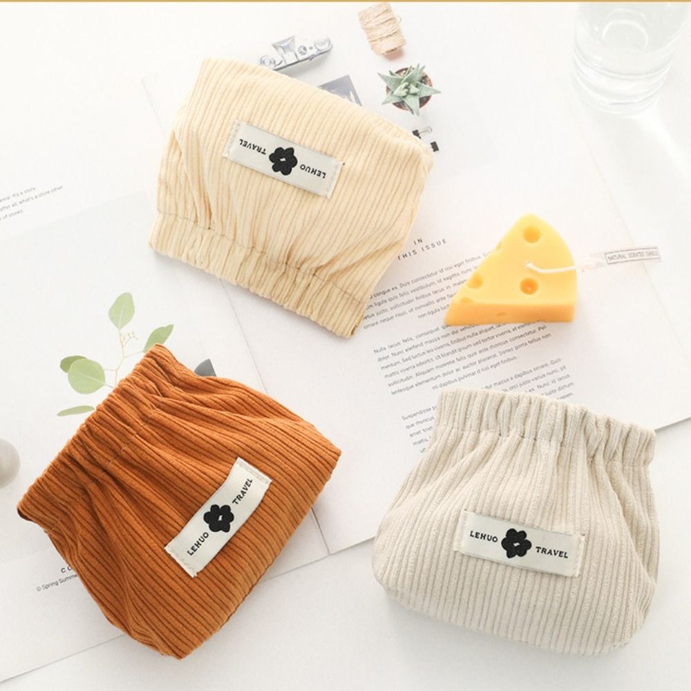 กระเป๋าใส่เหรียญมินิสุดน่ารัก  - Cosmetic Bags บทวิจารณ์และราคา